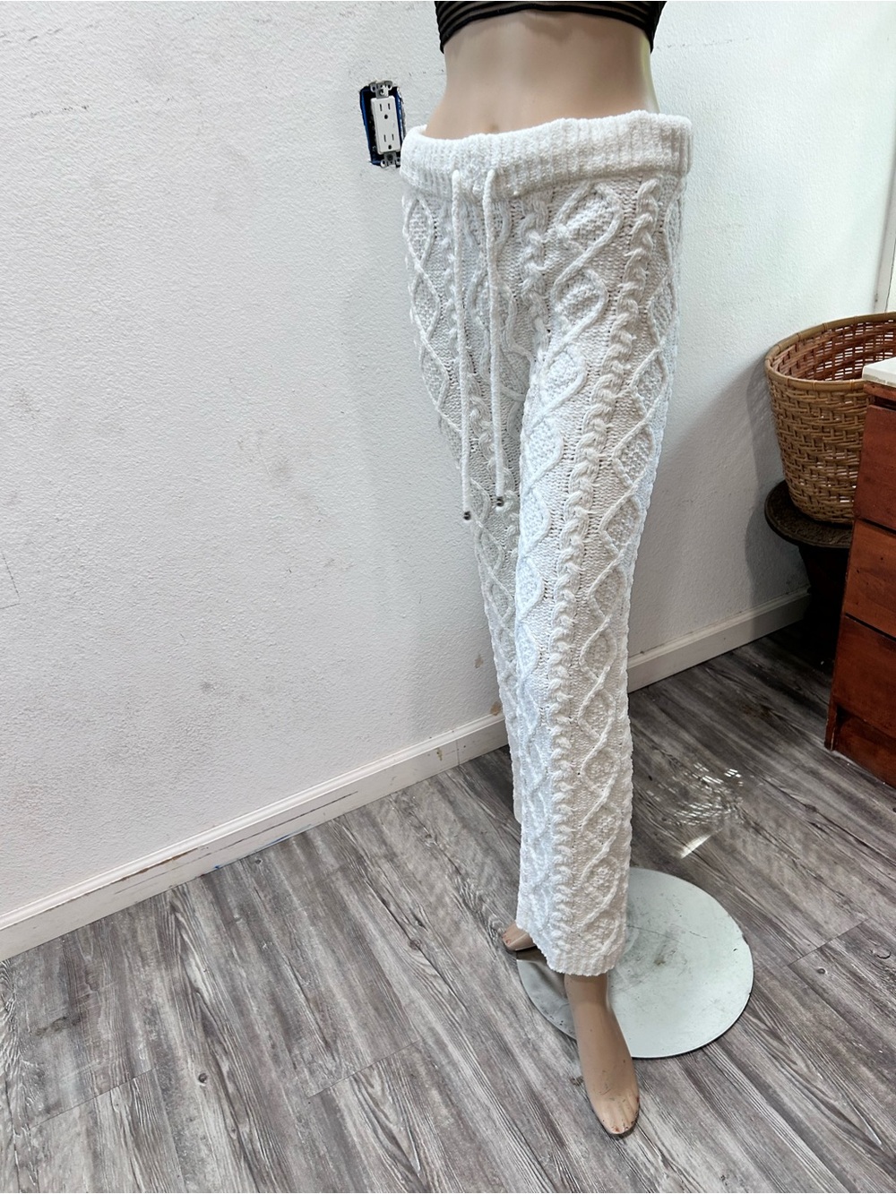 POL thick cable knight white pants - Picture 2 of 16
